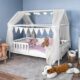 Hausbett HYGGI 80x160 cm Ohne Schublade - vielseitiges Kinderbett aus Massivholz mit Rausfallschutz und Lattenrost